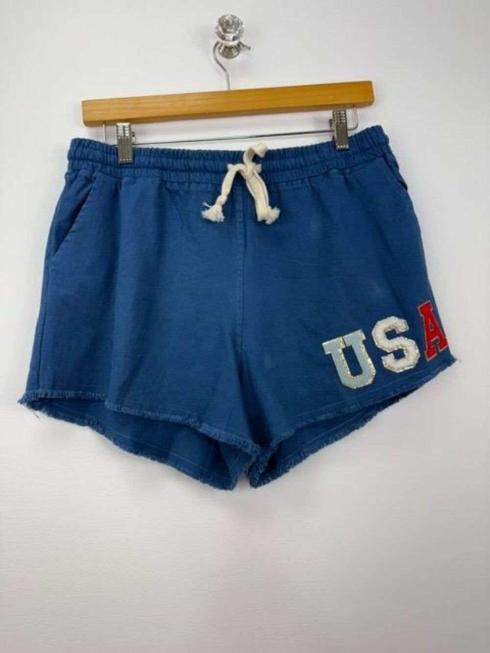 Judith March USA Appliqué Blue Raw-Hem Elastic Drawstring Waist Shorts Size L